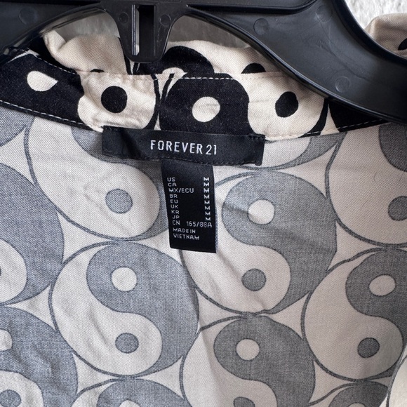 Forever 21 Black and White Yin Yang Button-Up Shirt - Picture 2 of 3
